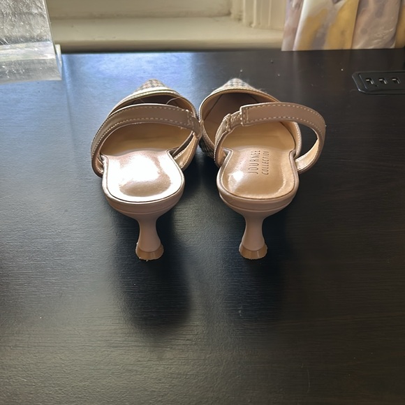 Journee Collection shoes in great condition - Picture 3 of 5
